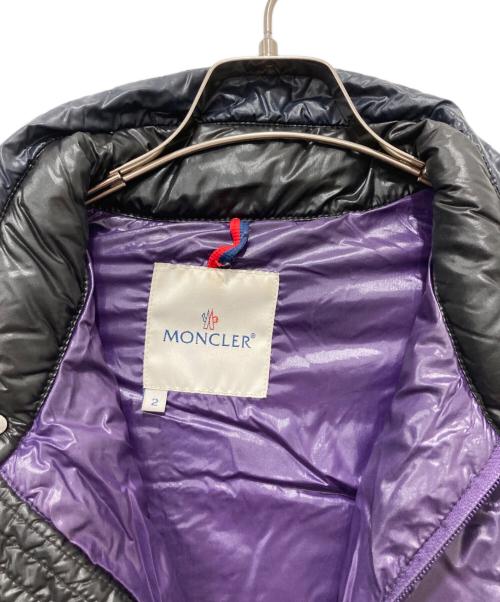 MONCLER（モンクレール）MONCLER (モンクレール) SHIPS (シップス) カメルーン/ダウンジャケット パープル×ブラック サイズ:2の古着・服飾アイテム