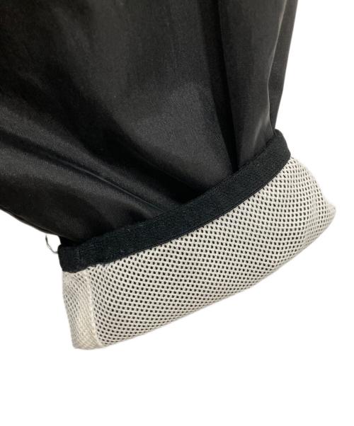 UMBRO（アンブロ）UMBRO (アンブロ) ナイロンプルオーバー ブラック サイズ:O-XOの古着・服飾アイテム