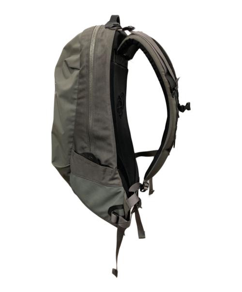 ARC'TERYX（アークテリクス）ARC'TERYX (アークテリクス) BEAMS (ビームス) ARRO22 グレーの古着・服飾アイテム