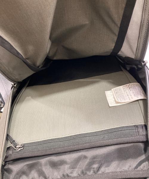 ARC'TERYX（アークテリクス）ARC'TERYX (アークテリクス) BEAMS (ビームス) ARRO22 グレーの古着・服飾アイテム