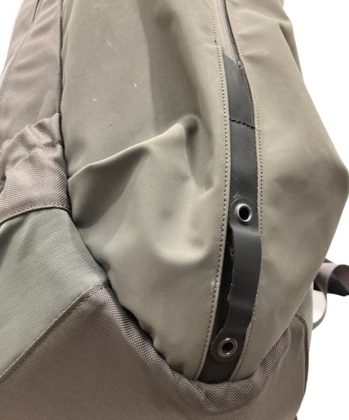 ARC'TERYX（アークテリクス）ARC'TERYX (アークテリクス) BEAMS (ビームス) ARRO22 グレーの古着・服飾アイテム