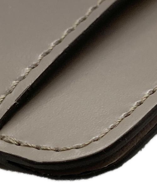 TOD'S（トッズ）TOD'S (トッズ) T タイムレス レザー クレジッ ト カード ケース グレーの古着・服飾アイテム