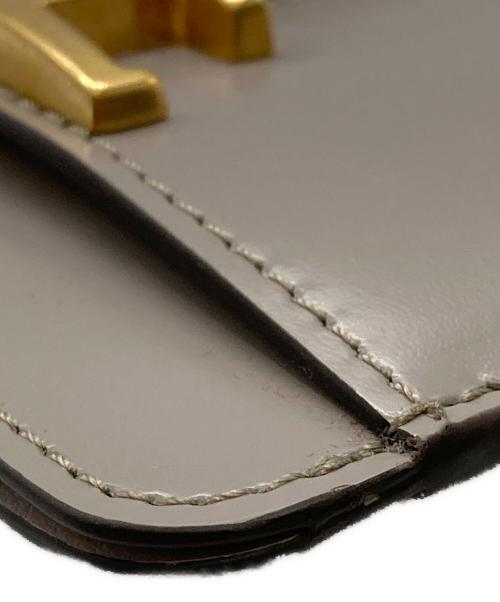 TOD'S（トッズ）TOD'S (トッズ) T タイムレス レザー クレジッ ト カード ケース グレーの古着・服飾アイテム