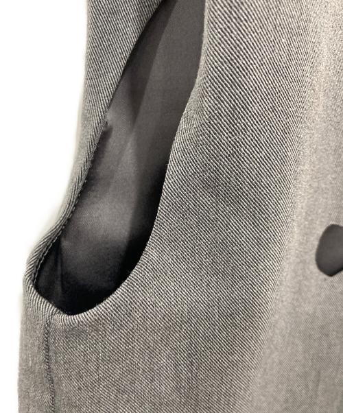 Ameri（アメリ）AMERI (アメリ) DOUBLE HEAT CUT HEART TOP グレー サイズ:FREEの古着・服飾アイテム