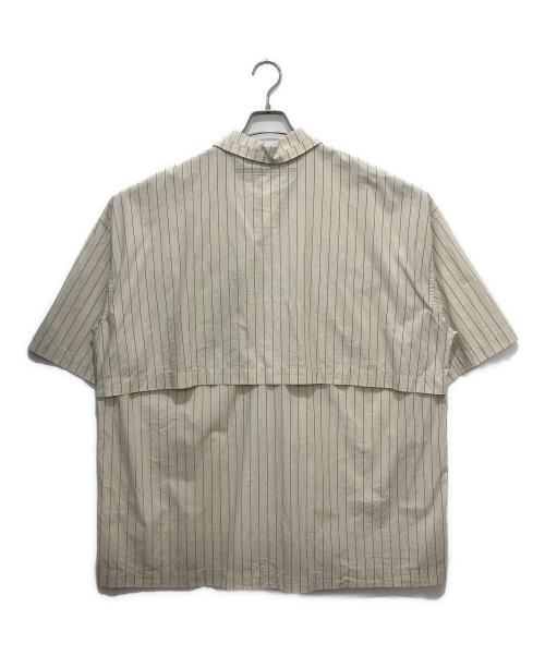 My Beautiful Landlet（マイビューティフルランドレット）My Beautiful Landlet (マイビューティフルランドレット) タイプライタークロスSSトレンチシャツ ベージュの古着・服飾アイテム