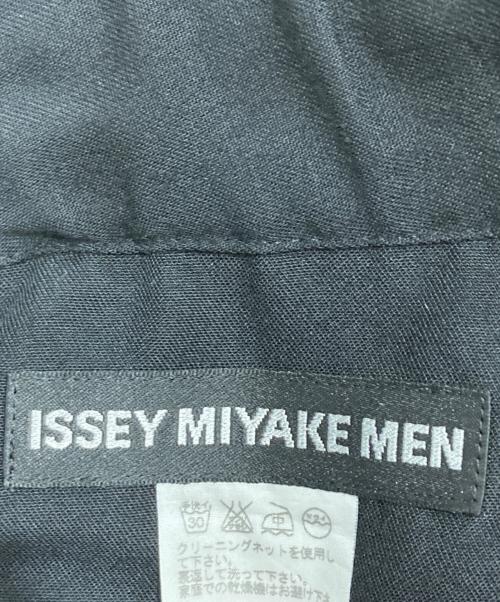 ISSEY MIYAKE MEN（イッセイミヤケメン）ISSEY MIYAKE MEN (イッセイミヤケメン) 変形パンツ ブラック サイズ:下記参照の古着・服飾アイテム