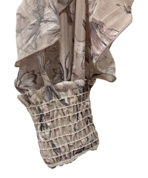 Apuweiser-riche（アプワイザーリッシェ）Apuweiser-riche (アプワイザーリッシェ) ニュアンスフラワープリントワンピース ベージュ サイズ:2の古着・服飾アイテム