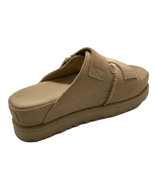 UGG（アグ）UGG (アグ) W GOLDENSTAR HI SLIDE ブラウン サイズ:24cmの古着・服飾アイテム