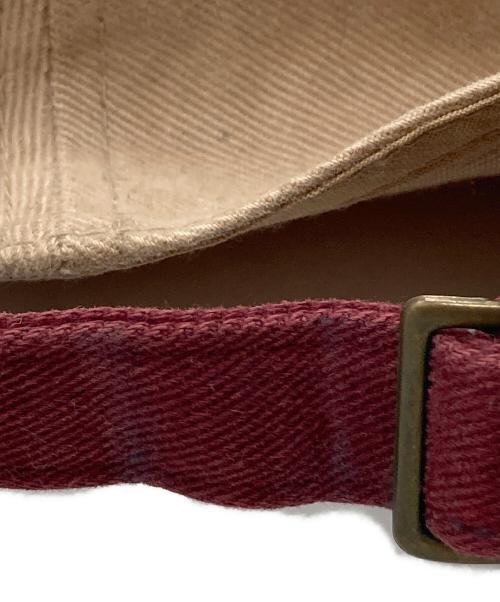 stussy（ステューシー）stussy (ステューシー) キャップ レッド×ベージュの古着・服飾アイテム