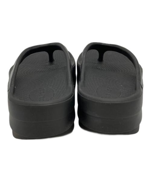 OOFOS（ウーフォス）OOFOS (ウーフォス) OOmega サンダル ブラック サイズ:37の古着・服飾アイテム