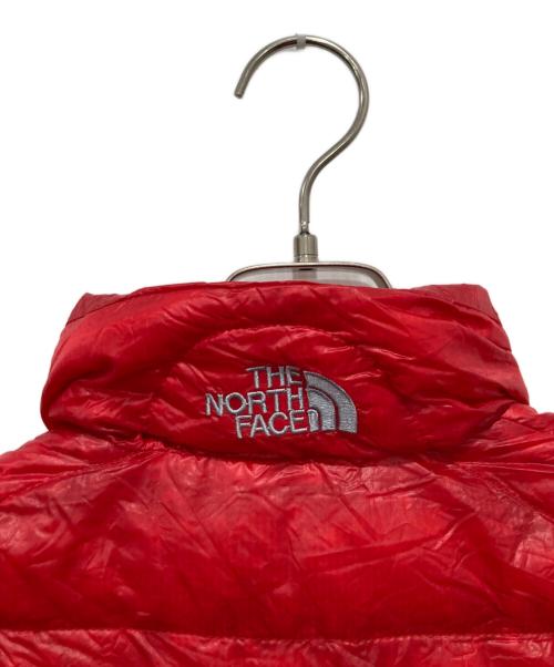 THE NORTH FACE（ザ ノース フェイス）THE NORTH FACE (ザ ノース フェイス) LIGHT HEAT JACKET レッド サイズ:Lの古着・服飾アイテム