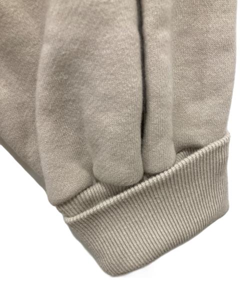 Whim Gazette（ウィムガゼット）Whim Gazette (ウィムガゼット) Vネックプルオーバー ベージュ サイズ:ＦＲＥＥの古着・服飾アイテム