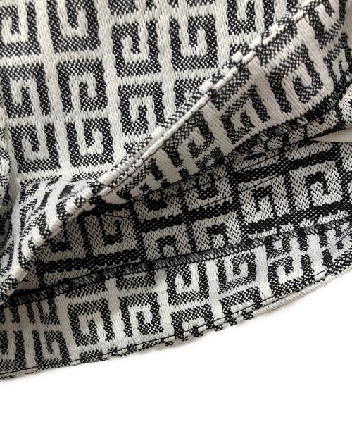GIVENCHY（ジバンシィ）GIVENCHY (ジバンシィ) ショートパンツ ブラック×ホワイト サイズ:25の古着・服飾アイテム