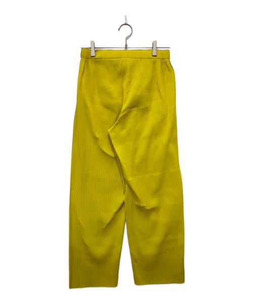 me ISSEY MIYAKE（ミーイッセイ ミヤケ）me ISSEY MIYAKE (ミーイッセイ ミヤケ) プリーツパンツ イエロー サイズ:　の古着・服飾アイテム