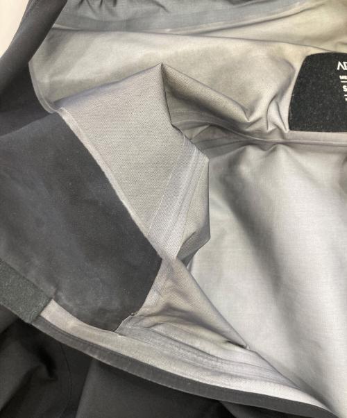 ARC'TERYX（アークテリクス）ARC'TERYX (アークテリクス) ベータジャケット ブラック サイズ:Sの古着・服飾アイテム