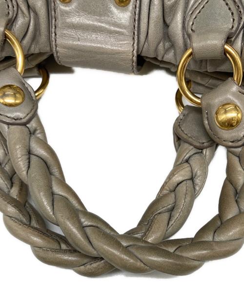 MIU MIU（ミュウミュウ）MIU MIU (ミュウミュウ) マテラッセハンドバッグの古着・服飾アイテム