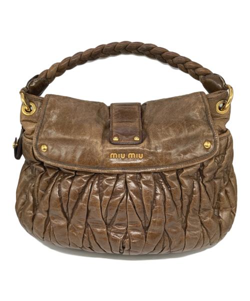 MIU MIU（ミュウミュウ）MIU MIU (ミュウミュウ) マテラッセワンショルダーバッグ ブラウンの古着・服飾アイテム
