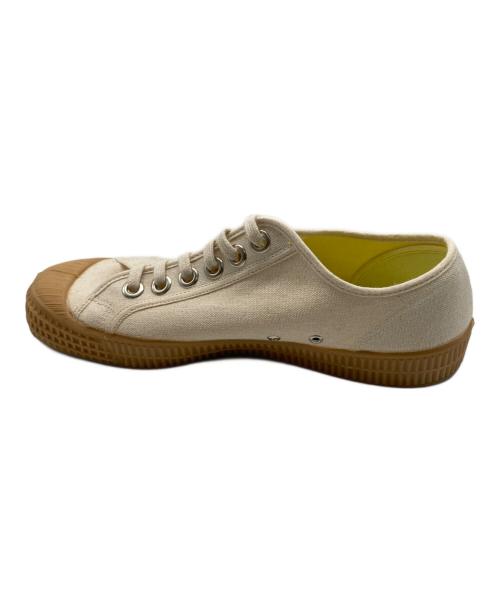 NOVESTA（ノベスタ）NOVESTA (ノベスタ) ローカットスニーカー ベージュ サイズ:41の古着・服飾アイテム