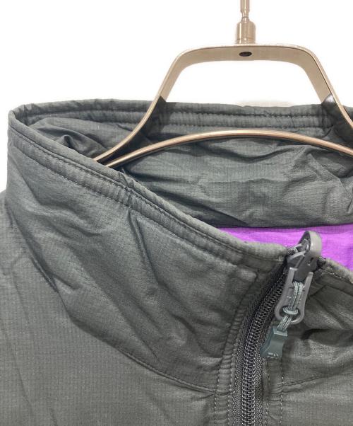 DAIWA PIER39（ダイワ ピア39）DAIWA PIER39 (ダイワ ピア39) TECH REVERSIBLE PULLOVER PUFF JACKET / プルオーバースタンドカラーパフジャケット グレー サイズ:Mの古着・服飾アイテム