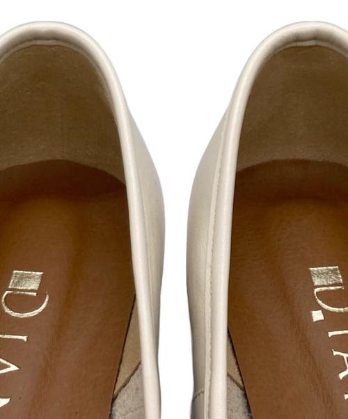 DIANA（ダイアナ）DIANA (ダイアナ) ビット付きローファー アイボリー サイズ:23　1/2の古着・服飾アイテム