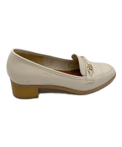 DIANA（ダイアナ）DIANA (ダイアナ) ビット付きローファー アイボリー サイズ:23　1/2の古着・服飾アイテム