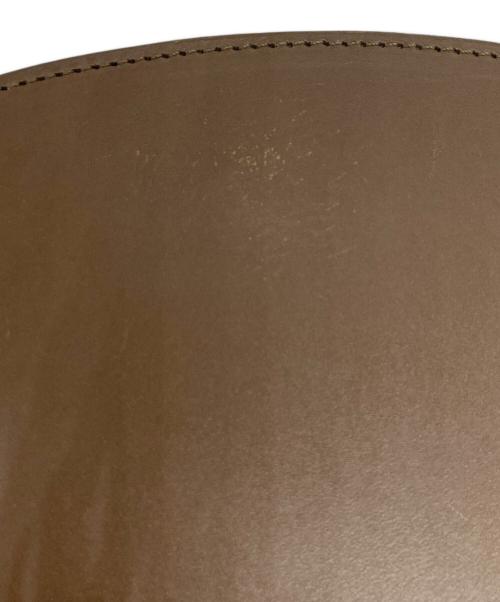 A.P.C.（アーペーセー）A.P.C. (アーペーセー) DEMI-LUNE ショルダーバッグ ブラウンの古着・服飾アイテム