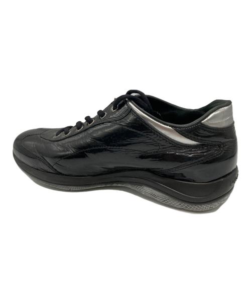 PRADA SPORTS（プラダスポーツ）PRADA SPORTS (プラダスポーツ) エナメルローカットスニーカー ブラック サイズ:37の古着・服飾アイテム