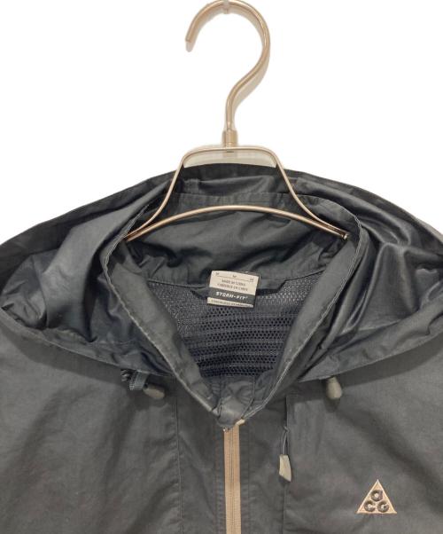 NIKE ACG（ナイキエーシージー）NIKE ACG (ナイキエージーシー) ナイロンジャケット ブラック サイズ:Mの古着・服飾アイテム