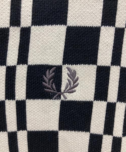 FRED PERRY（フレッドペリー）FRED PERRY (フレッドペリー) チェッカーボードニットベスト ベージュ×ブラック サイズ:Lの古着・服飾アイテム