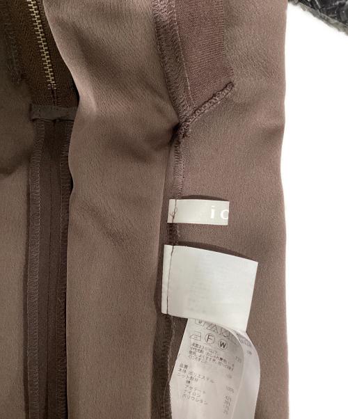 icB（アイシービー）icB (アイシービー) FluidBackSatin ワンピース ブラウン サイズ:２の古着・服飾アイテム