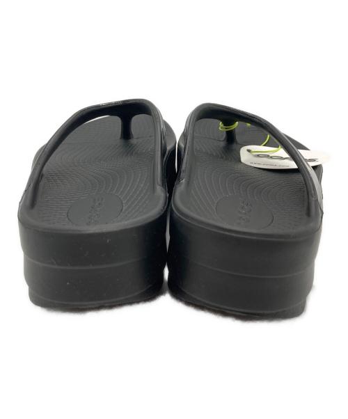 OOFOS（ウーフォス）OOFOS (ウーフォス) OOmega EXCLUSIVE ブラック サイズ:US6 未使用品の古着・服飾アイテム
