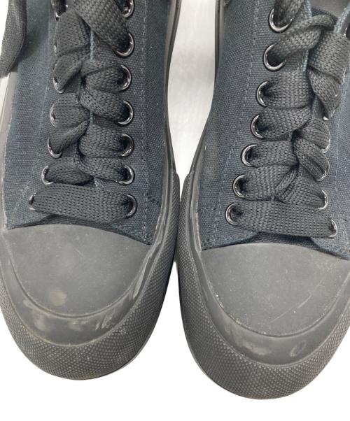 ALEXANDER McQUEEN（アレキサンダーマックイーン）ALEXANDER McQUEEN (アレキサンダーマックイーン) 厚底キャンバススニーカー ブラック サイズ:40の古着・服飾アイテム