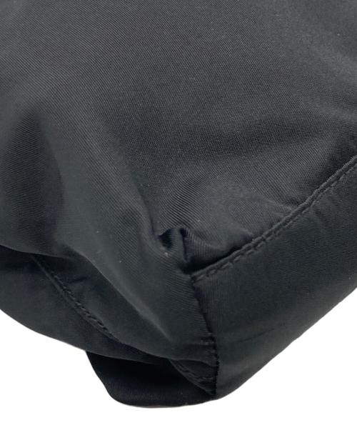 PRADA（プラダ）PRADA (プラダ) ナイロンハンドバッグ ブラックの古着・服飾アイテム