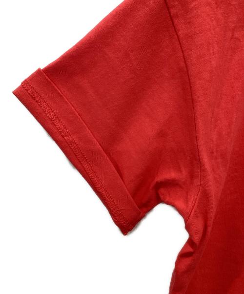 Araki（アラキ）Araki (アラキ) HIROKI TSUZUKI (ヒロキツズキ) BABY TEE レッド サイズ:1の古着・服飾アイテム