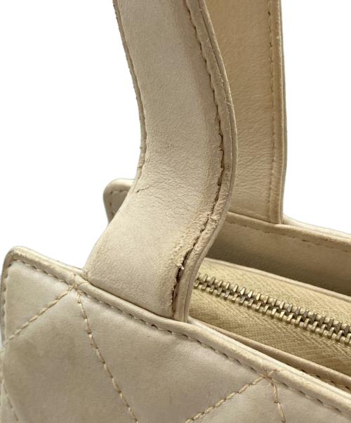 CHANEL（シャネル）CHANEL (シャネル) マトラッセトートバッグ ベージュの古着・服飾アイテム