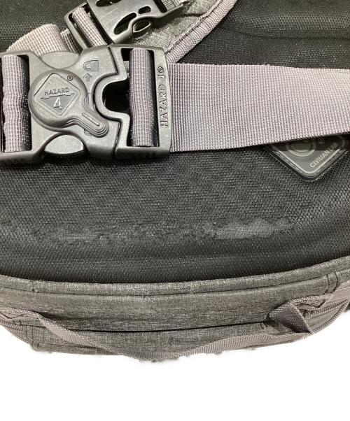 hazard4（ハザードフォー）hazard4 (ハザードフォー) Pillbox optics shell-pack グレーの古着・服飾アイテム