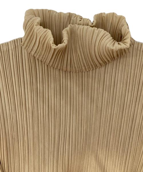 PLEATS PLEASE（プリーツプリーズ）PLEATS PLEASE (プリーツプリーズ) プリーツカットソー ベージュ サイズ:3の古着・服飾アイテム