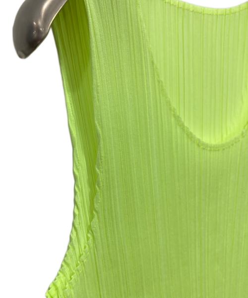 PLEATS PLEASE（プリーツプリーズ）PLEATS PLEASE (プリーツプリーズ) プリーツノースリーブカットソー グリーン サイズ:4の古着・服飾アイテム