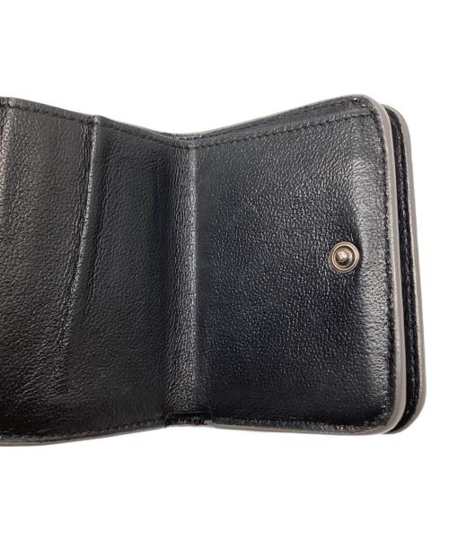 BALENCIAGA（バレンシアガ）BALENCIAGA (バレンシアガ) BB MINI WALLET シルバーの古着・服飾アイテム