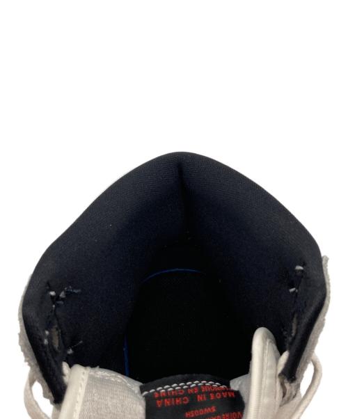 NIKE（ナイキ）NIKE (ナイキ) ローカットスニーカー/ナイキ エアジョーダン1 レトロ ハイ OG ホワイト×グレー サイズ:26.5cmの古着・服飾アイテム