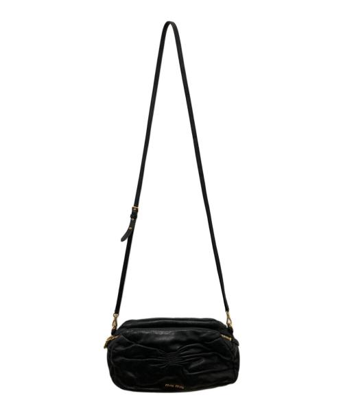 MIU MIU（ミュウミュウ）MIU MIU (ミュウミュウ) レザーショルダーバッグ ブラックの古着・服飾アイテム