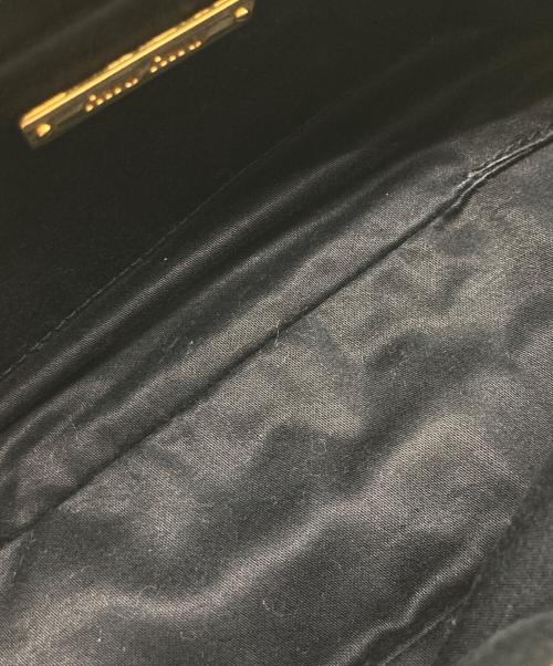 MIU MIU（ミュウミュウ）MIU MIU (ミュウミュウ) レザーショルダーバッグ ブラックの古着・服飾アイテム