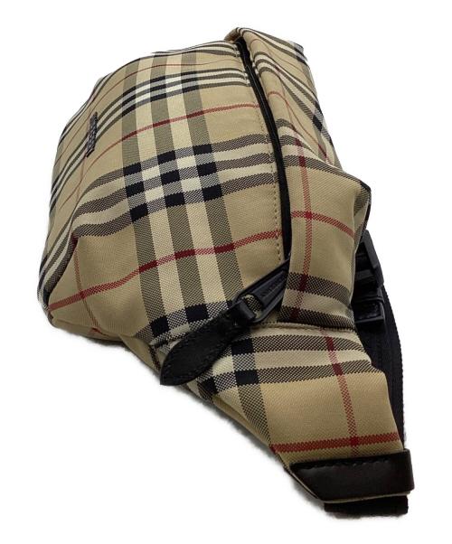 BURBERRY（バーバリー）BURBERRY (バーバリー) ノバチェックボディバッグ ベージュの古着・服飾アイテム