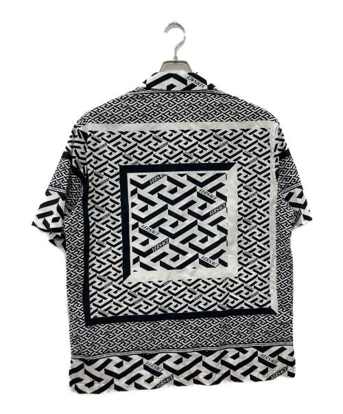 VERSACE（ヴェルサーチェ）VERSACE (ヴェルサーチェ) GRECA S/S Shirt ホワイト×ネイビー サイズ:50の古着・服飾アイテム