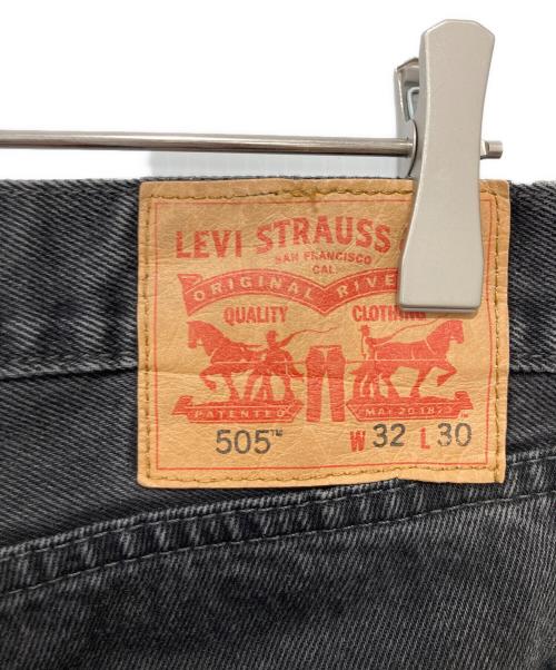 LEVI'S（リーバイス）LEVI'S (リーバイス) 505ブラックデニム ブラック サイズ:W32L30の古着・服飾アイテム