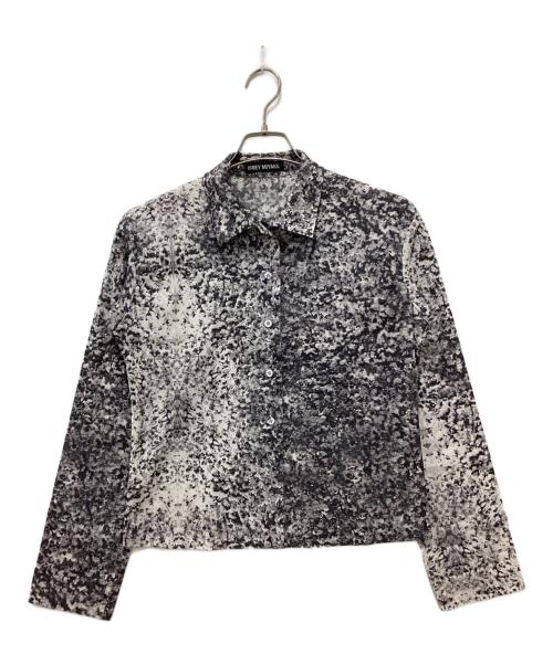 ISSEY MIYAKE（イッセイミヤケ）ISSEY MIYAKE (イッセイミヤケ) 総柄シャツ グレー サイズ:2の古着・服飾アイテム