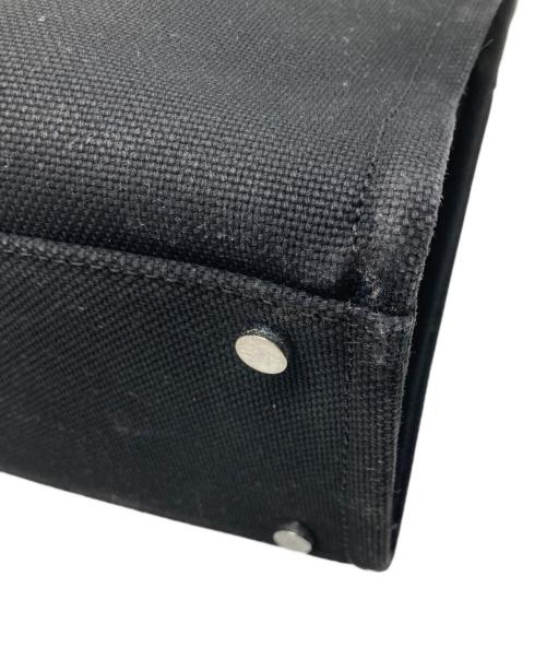 BURBERRY BLUE LABEL（バーバリーロンドンブルーレーベル）BURBERRY BLUE LABEL (バーバリーロンドンブルーレーベル) キャンバストートバッグ ブラックの古着・服飾アイテム