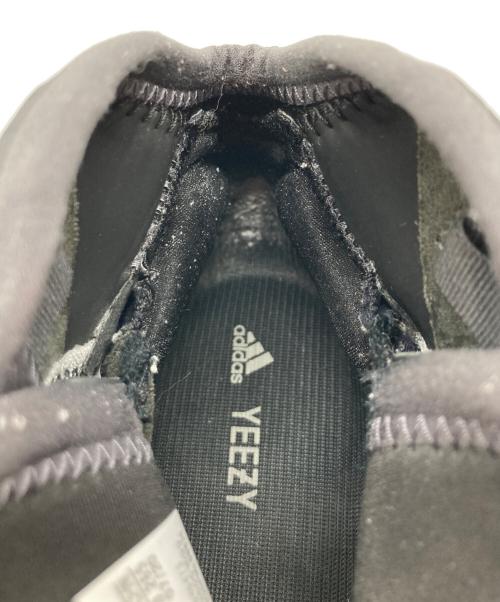 adidas（アディダス）adidas (アディダス) YEEZY Quantum グレー サイズ:27cmの古着・服飾アイテム