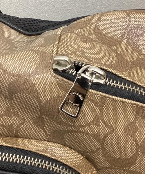 COACH（コーチ）COACH (コーチ) シグネーチャーリュック ベージュの古着・服飾アイテム