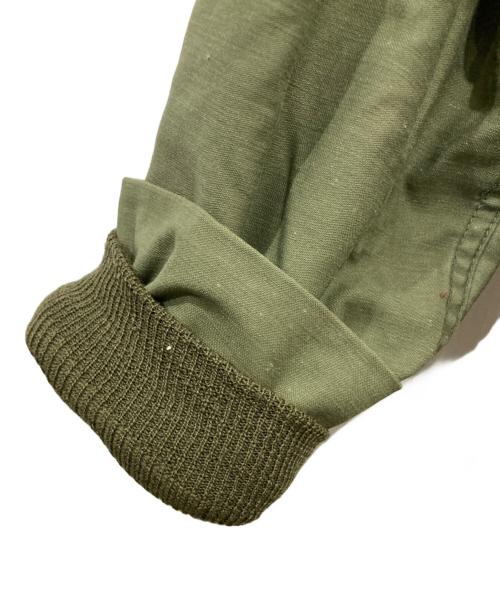 U'S NAVY（ユーエスネイビー）U'S NAVY (ユーエスネイビー) A-2ステンシルデッキジャケット オリーブ サイズ:Lの古着・服飾アイテム